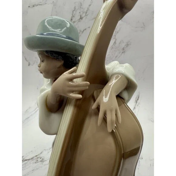 SOLD**Lladro Black Legacy Jazz Bass Band Boy Musician #5834, 10" Tall, Excellent - Picture 8 of 10